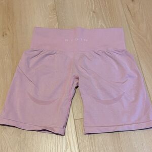 NVGTN Women's Light Pink Bike Shorts
